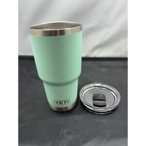 Yeti Rambler Tumbler Stainless Steel Seafoam Green 30 oz w/ Mag Slider Lid